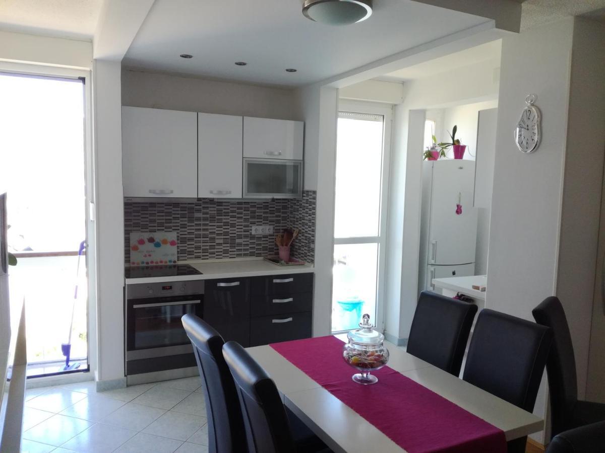 Ita Apartment Сплит Екстериор снимка